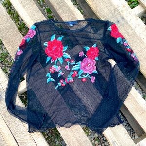 American Eagle Lacey Top